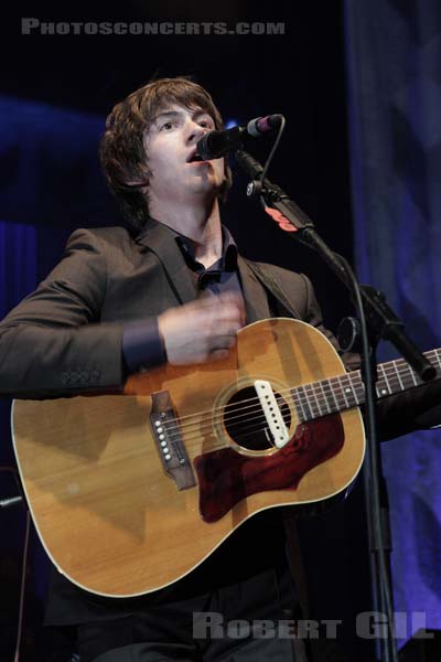 THE LAST SHADOW PUPPETS - 2008-08-26 - PARIS - Olympia - Alex Turner